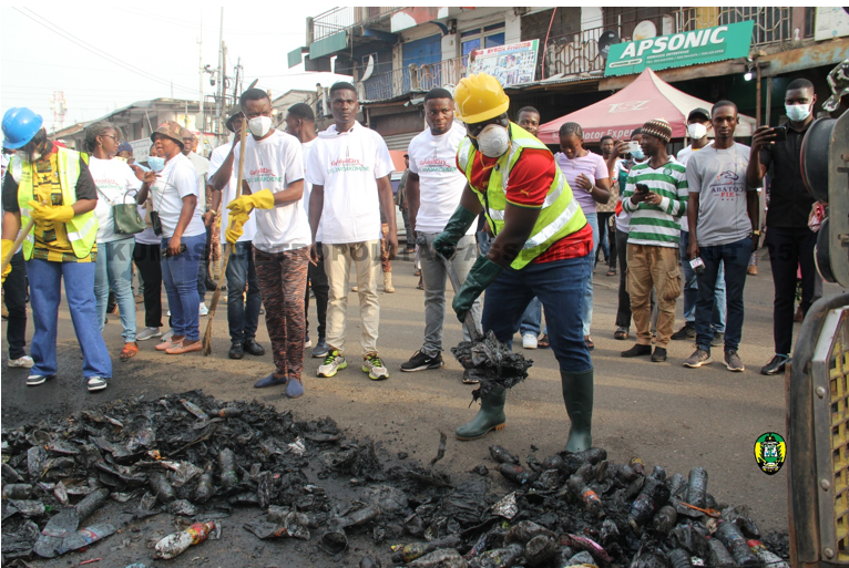 KMA AND ARCC ORGANIZE MASSIVE CLEAN-UP EXERCISE ON 68TH INDEPENDENCE DAY