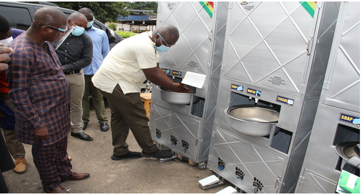 An official from the University demonstrating how the machine works to the MCD of KMA